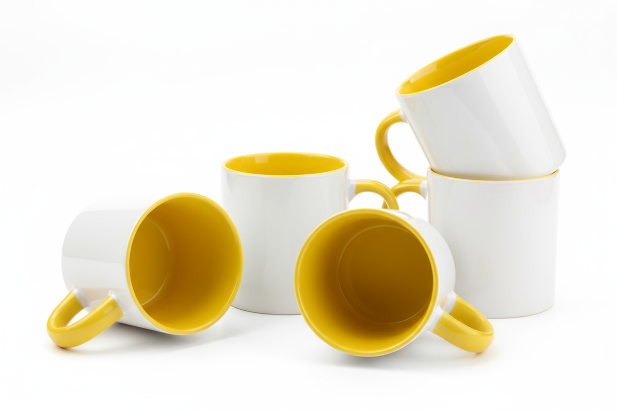 Tazas amarillas en el interior y en las asas para sublimación de 11 oz